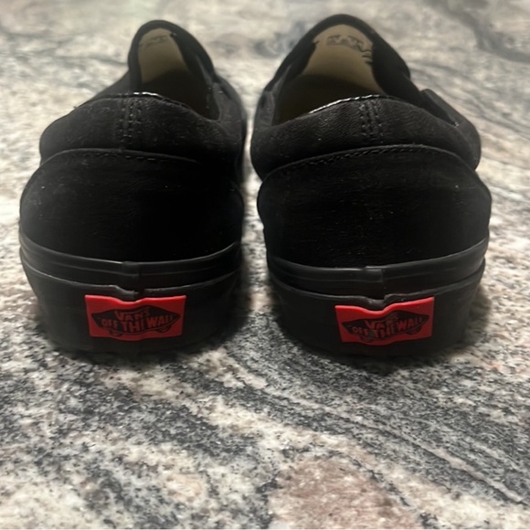 Women’s/men’s vans like new - Picture 2 of 4